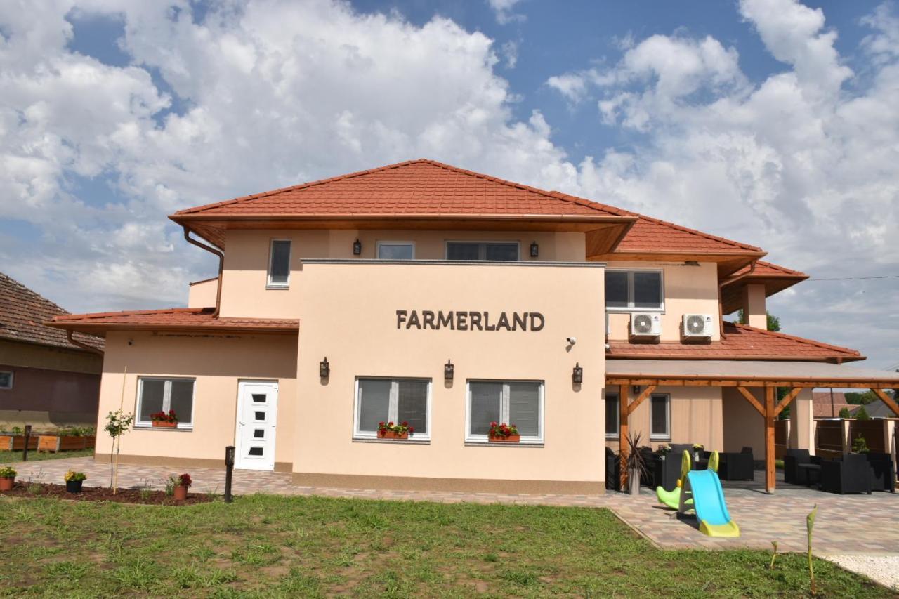 Farmerland Abadszalok Exterior photo