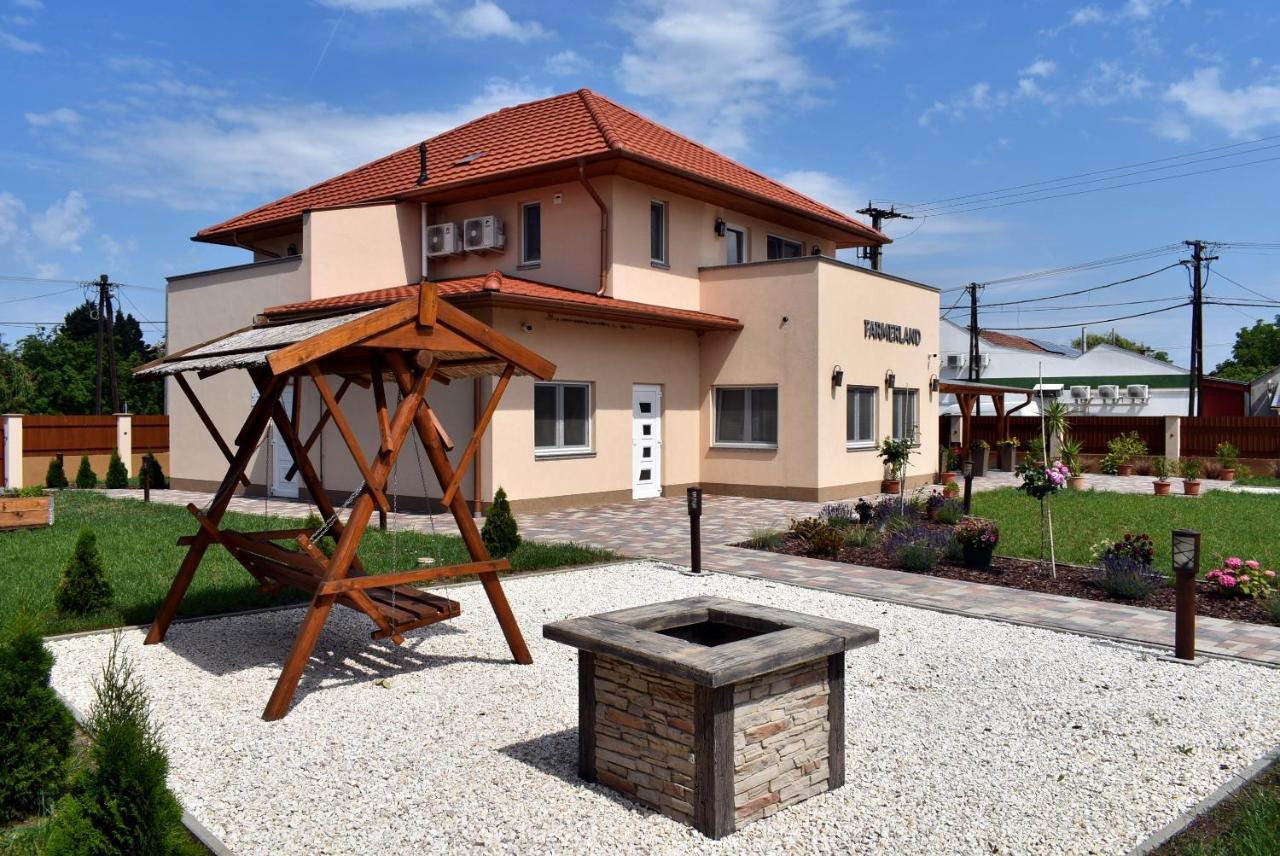 Farmerland Abadszalok Exterior photo
